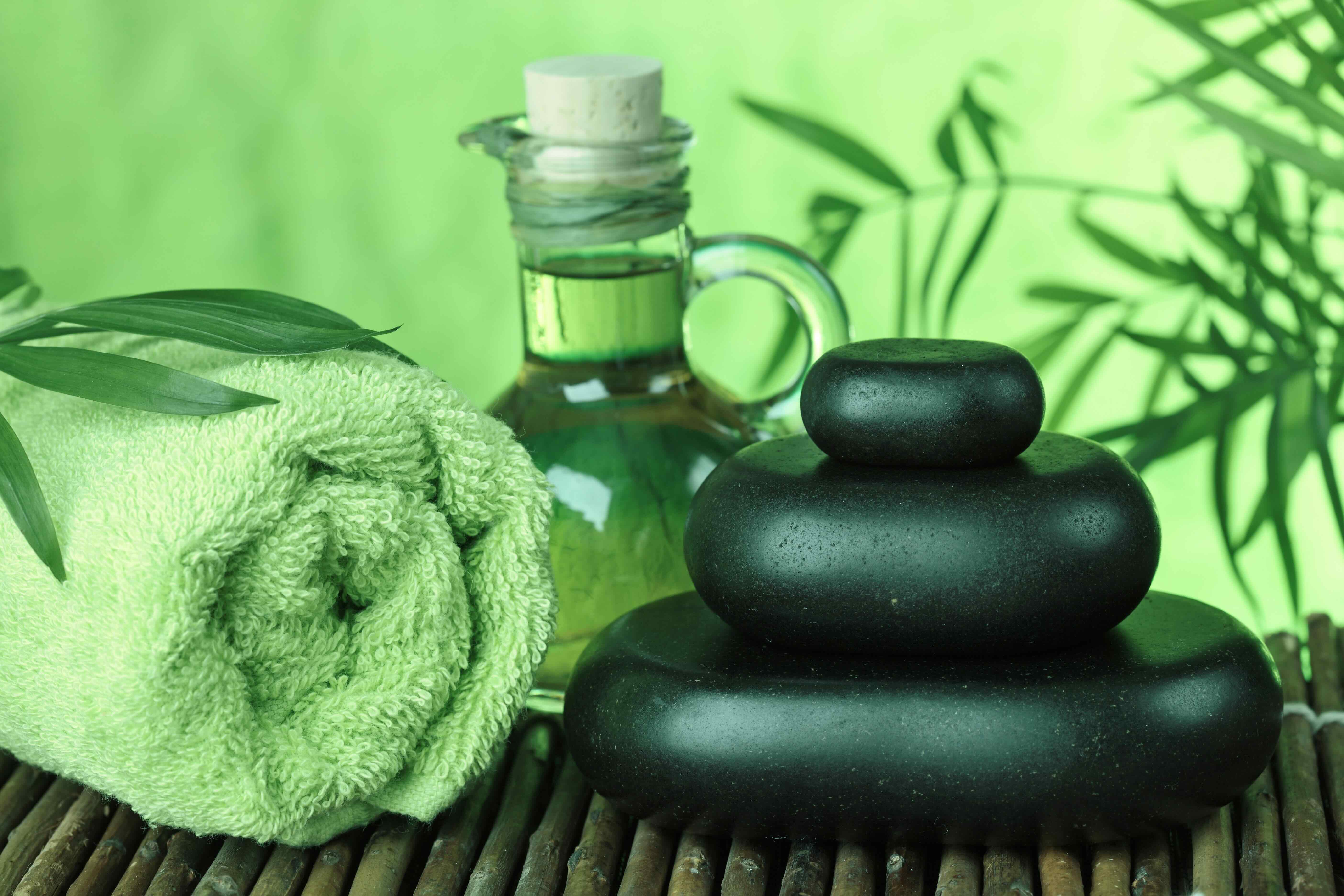 Hot-Stone-Massage